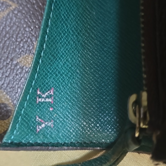 LOUIS VUITTON WALLET - Picture 6 of 6